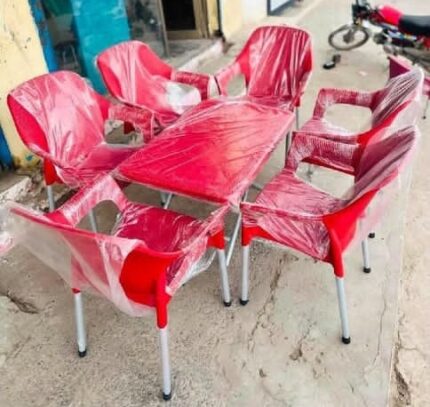Plastic Chairs Set (Set of 6 Chairs + 1 Table)