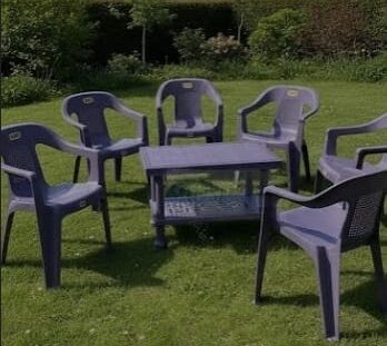 VIRA by Boss Set of six Plastic Outdoor Chair with plastic double shelf table